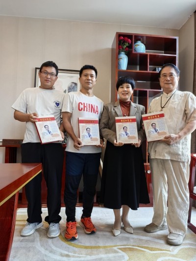 跨界巅峰对话：当“医圣”黄玉和遇上“跑神”白斌——一场关于生命极限与平衡的世纪会面