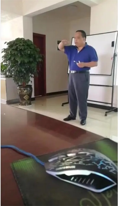 弘扬国学文化 传承易学精髓 记中国著名周易名家、书法家——杨项中